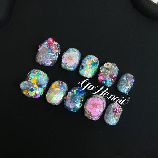 Flower Colourful Crystal Short Nail Design